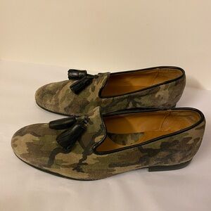 John Fluevog Cha cha Camo Loafers Suede Sz 7 Women’s